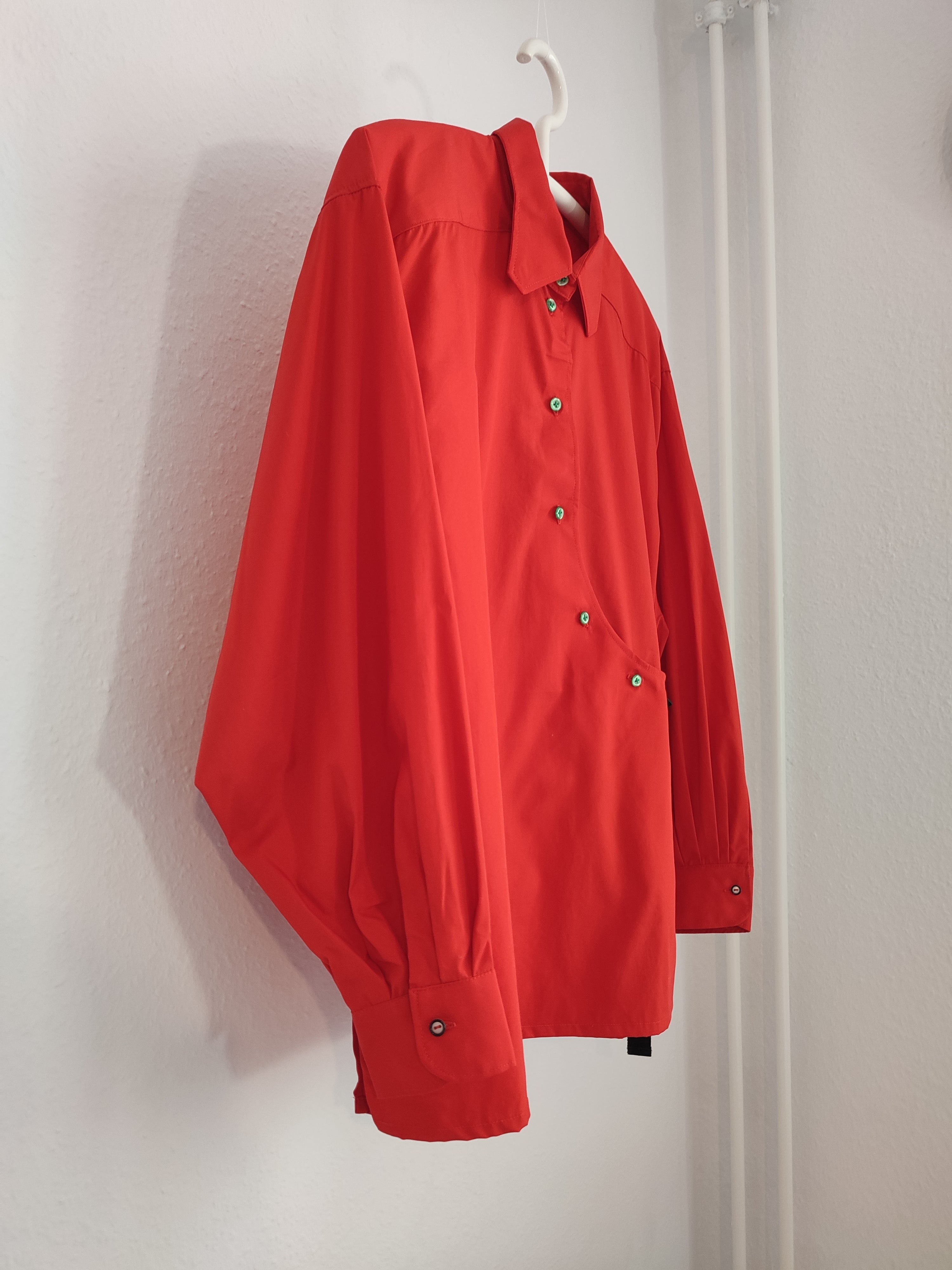 Rote Bluse