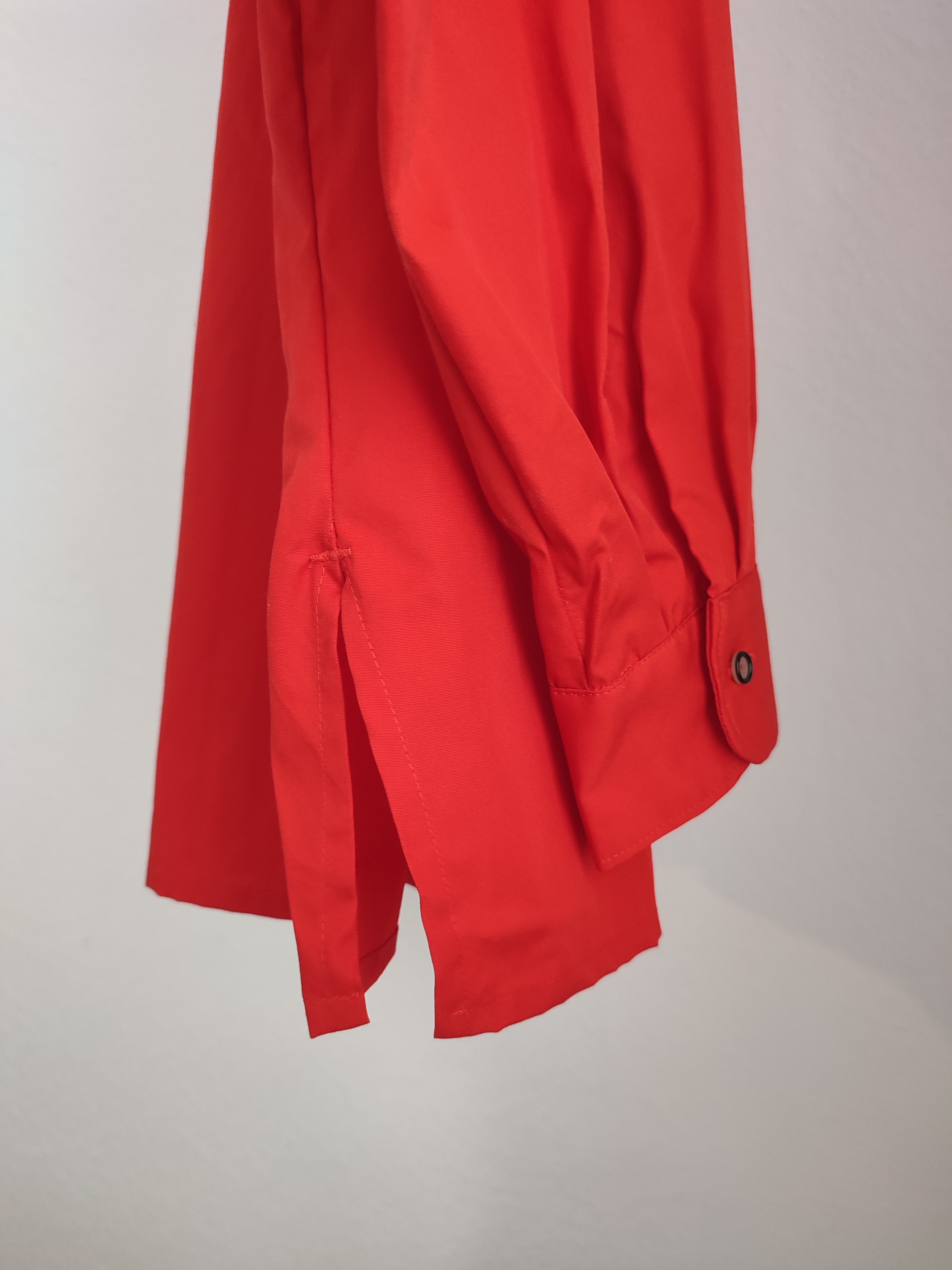 Rote Bluse