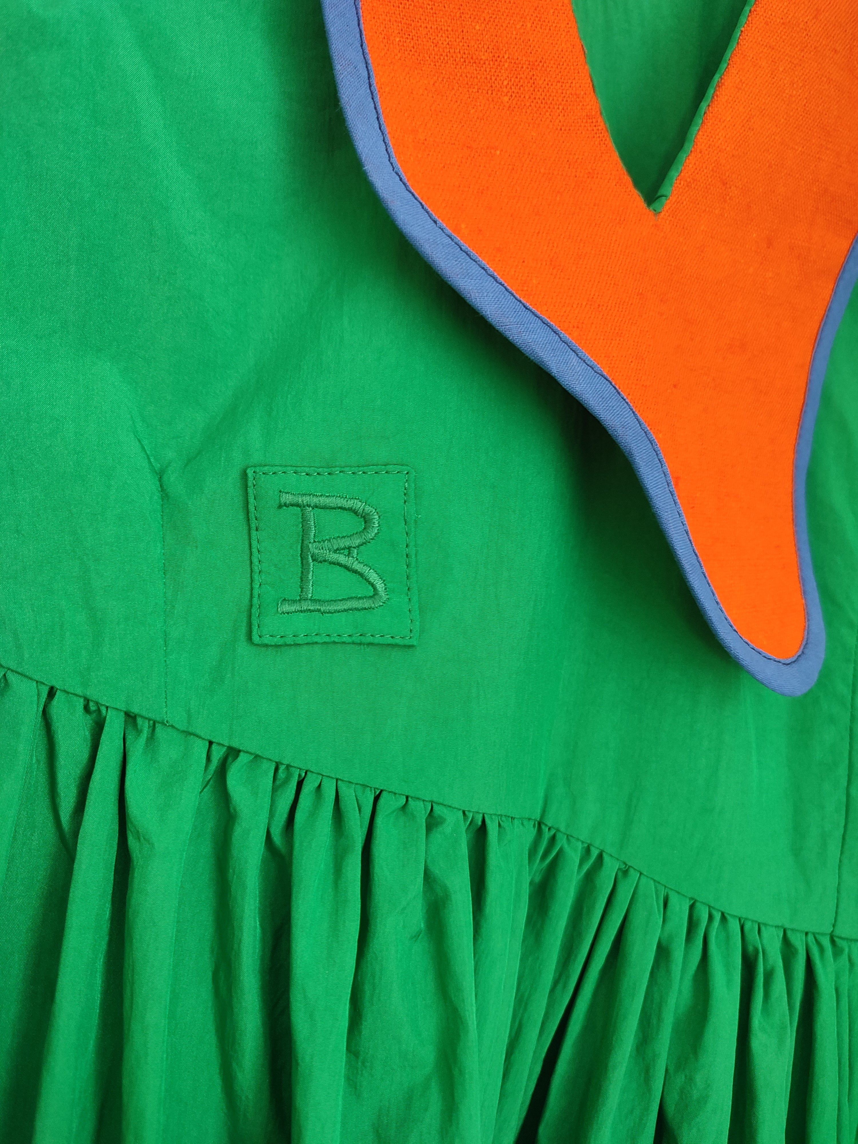 Grünes Kleid