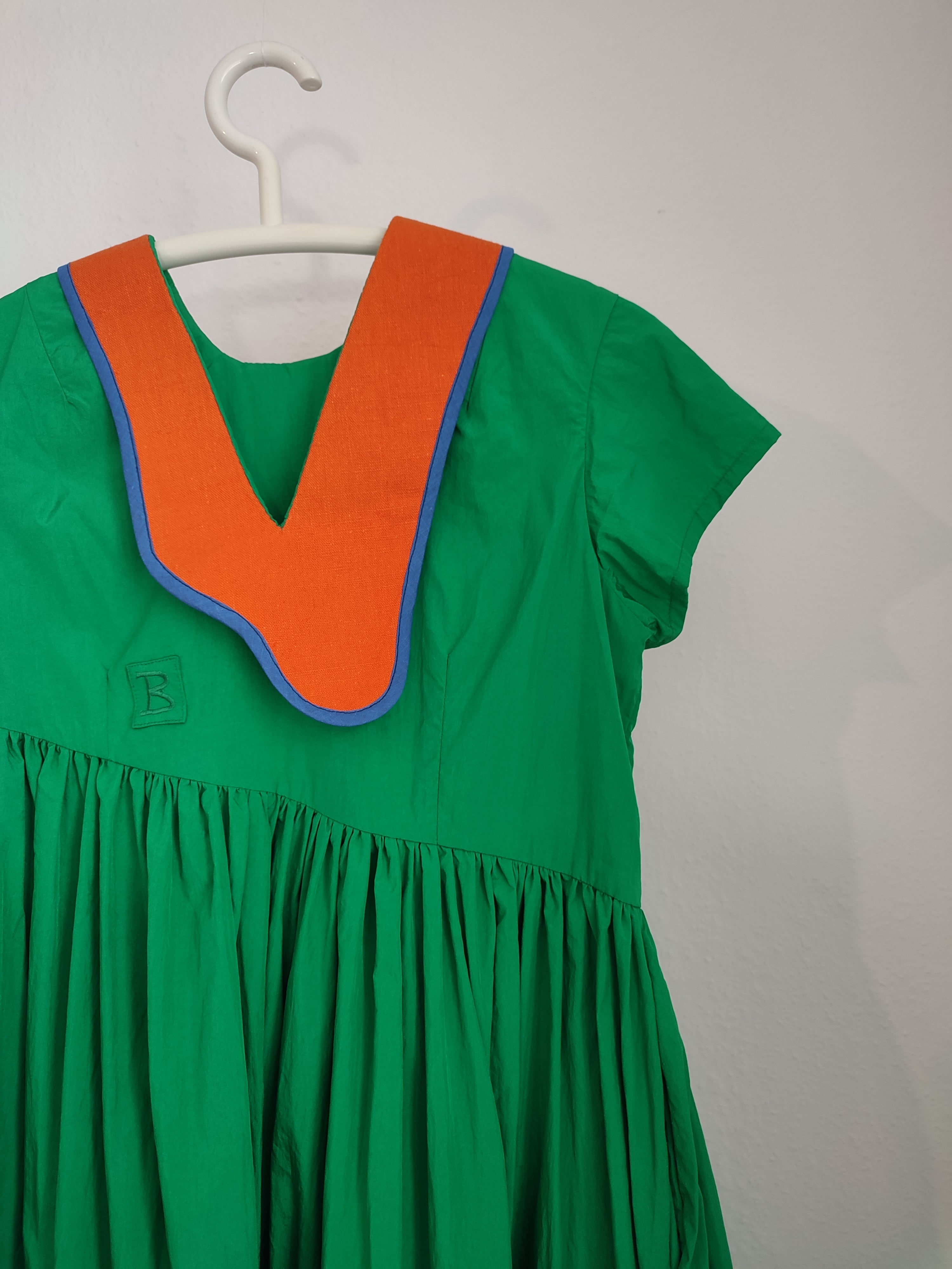 Grünes Kleid