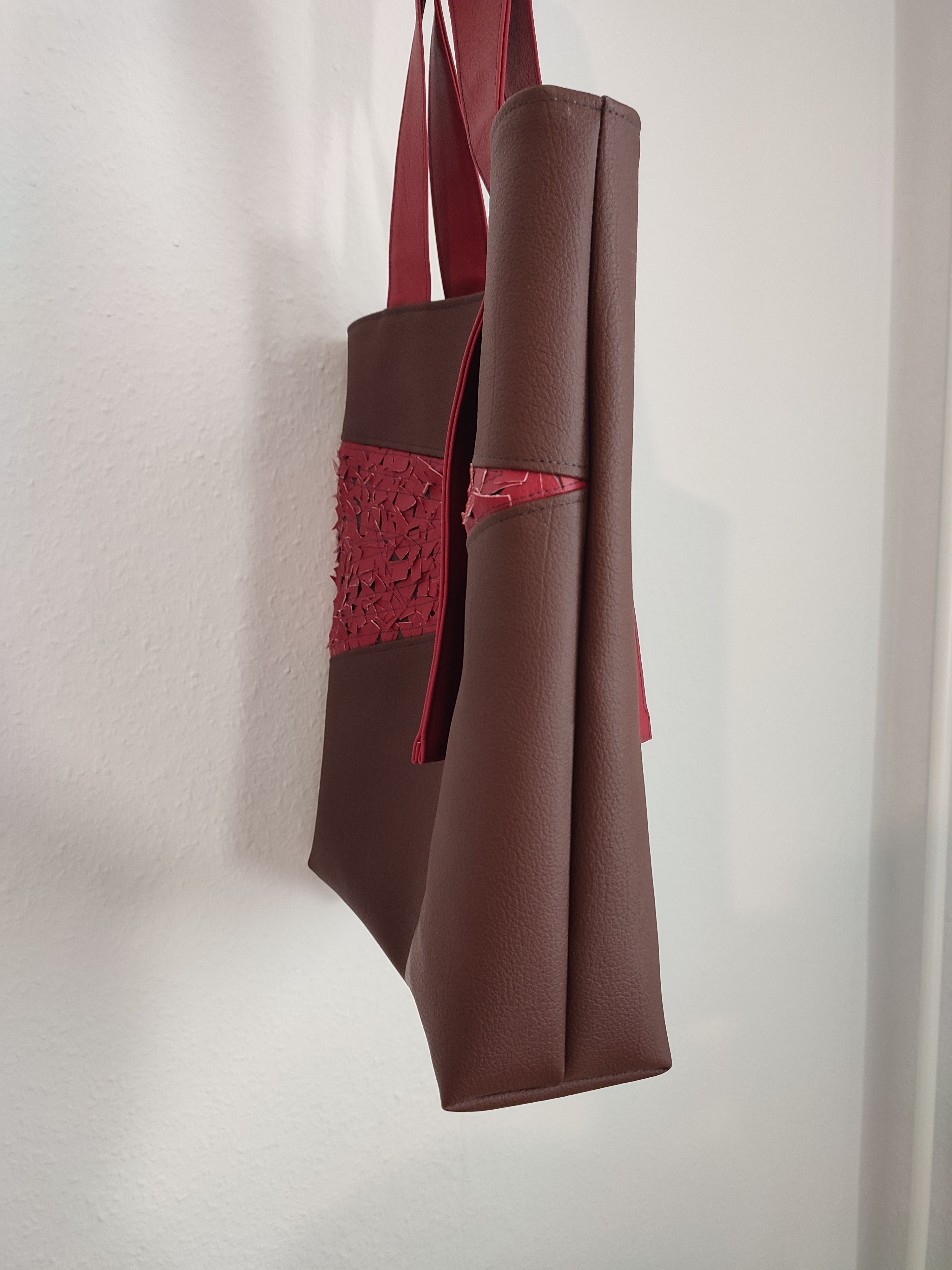Große Tasche
