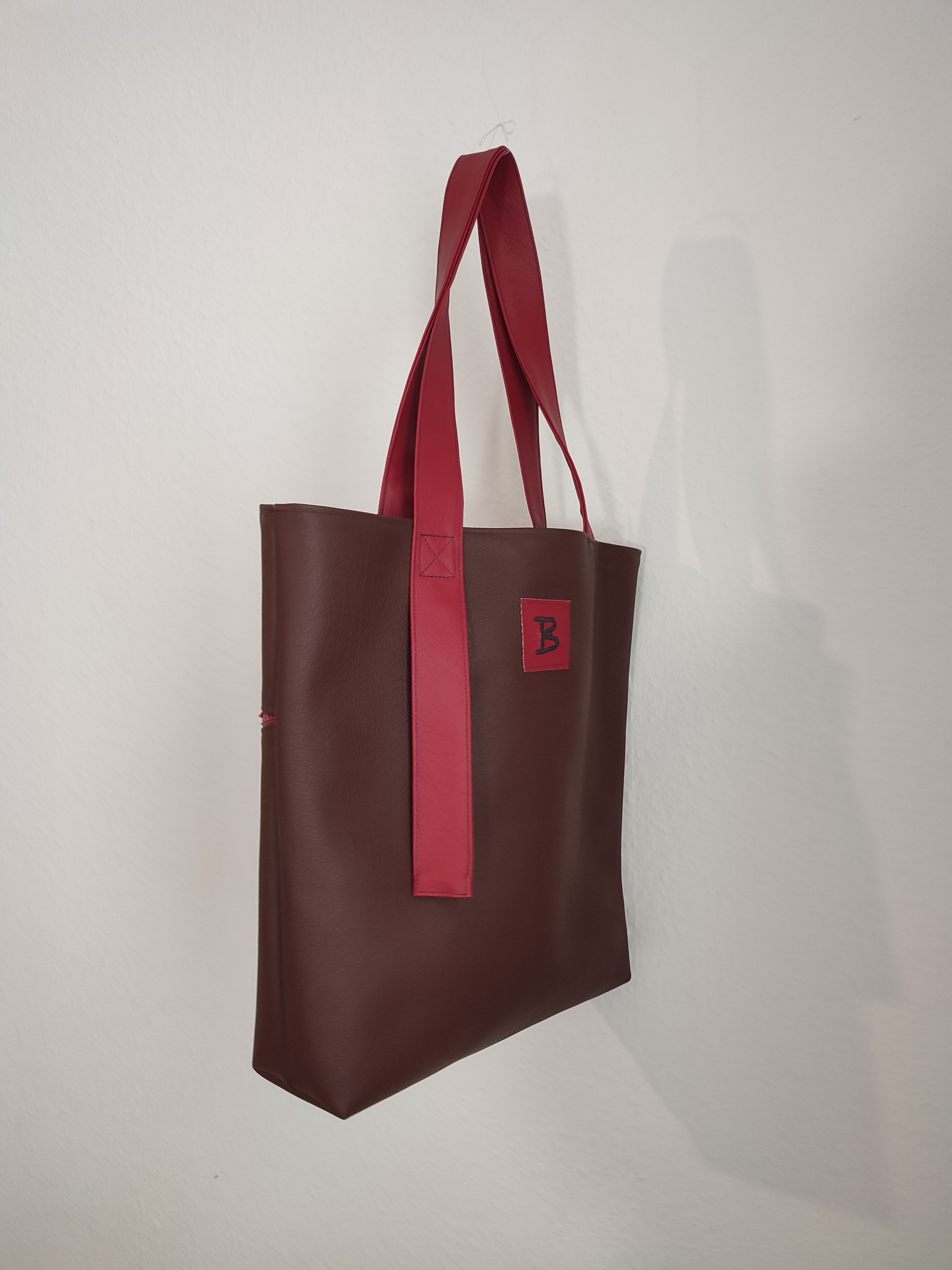 Große Tasche