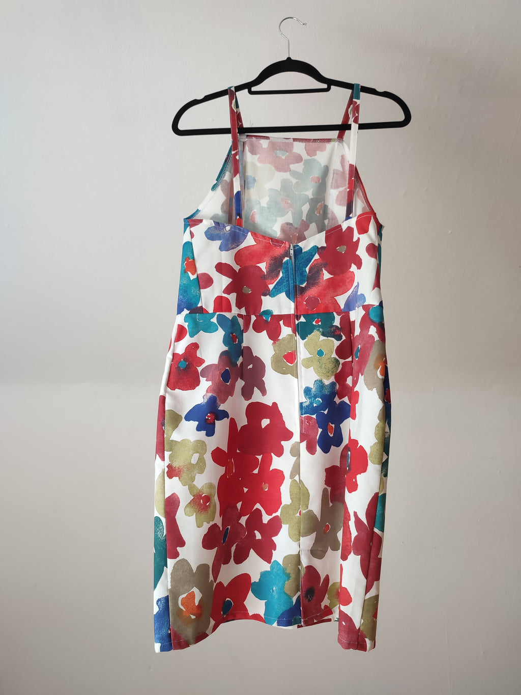 Geblümtes Kleid