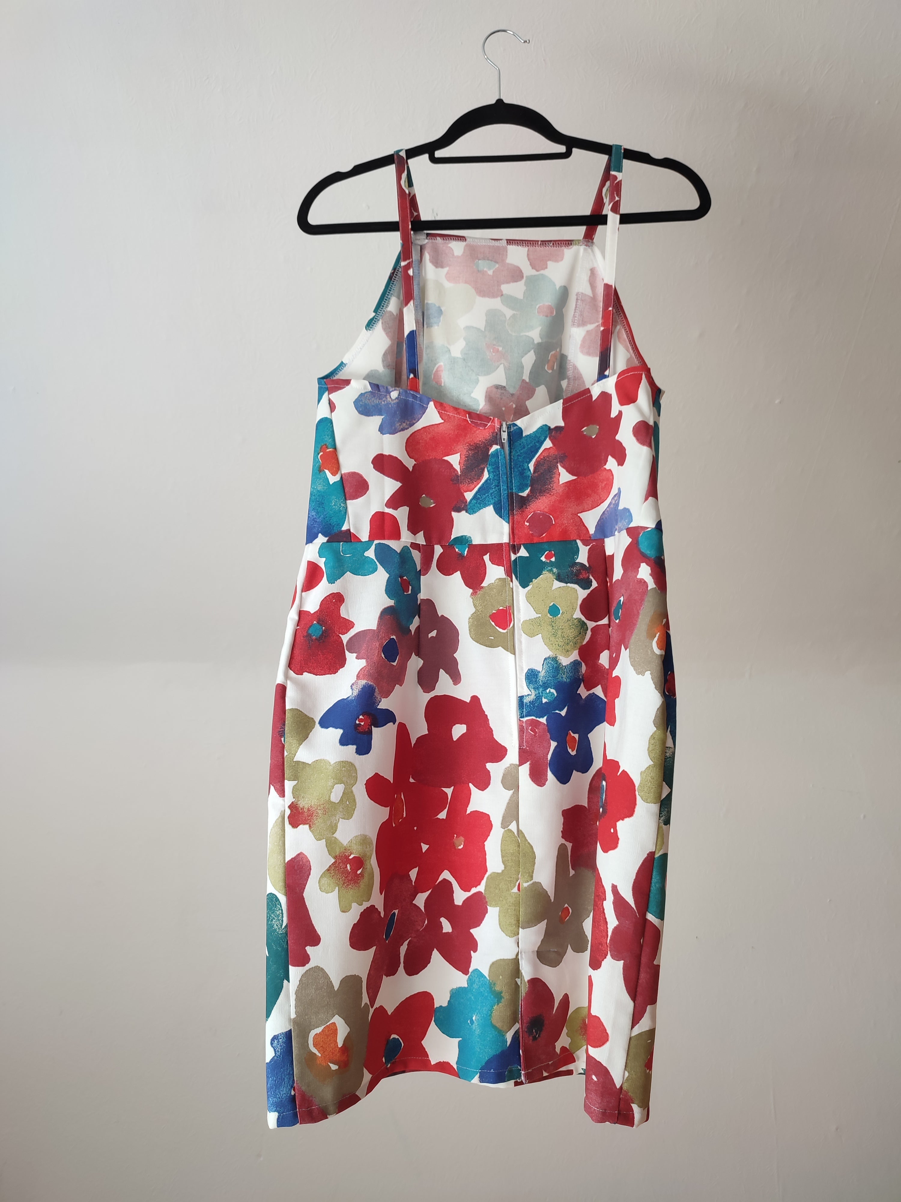 Geblümtes Kleid