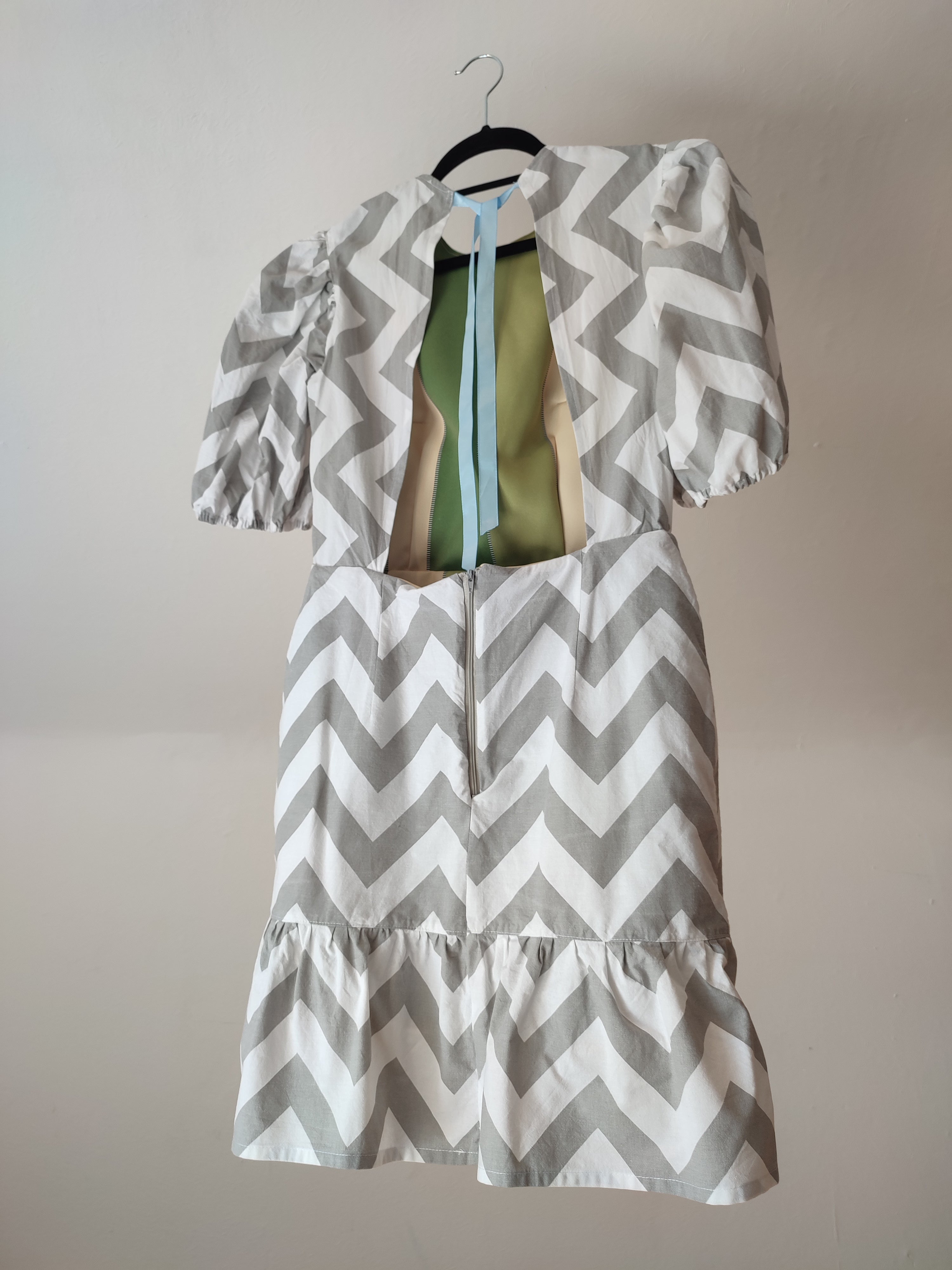 Zickzack Kleid