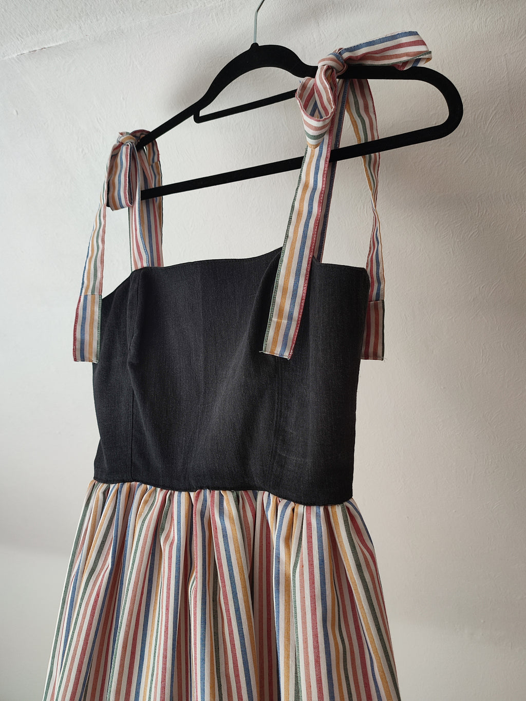 Regenbogen Kleid