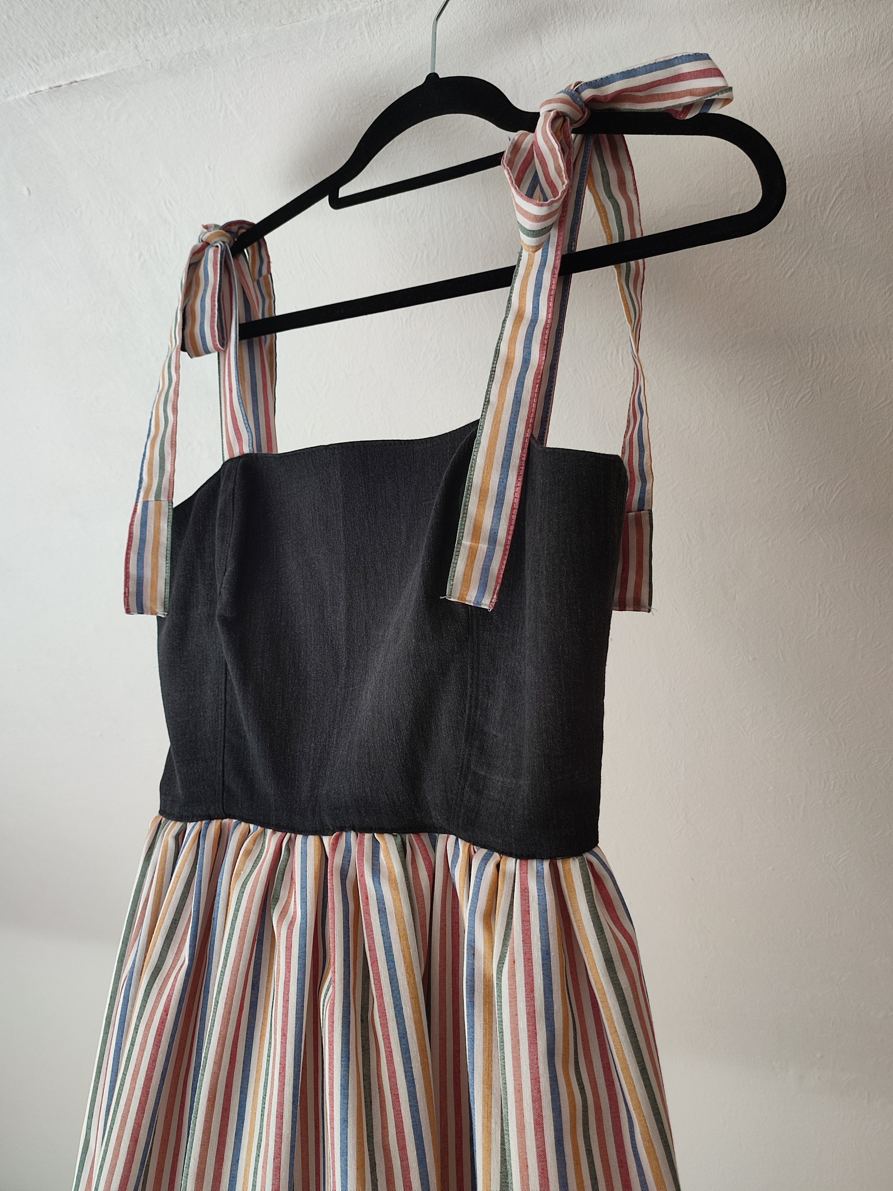 Regenbogen Kleid
