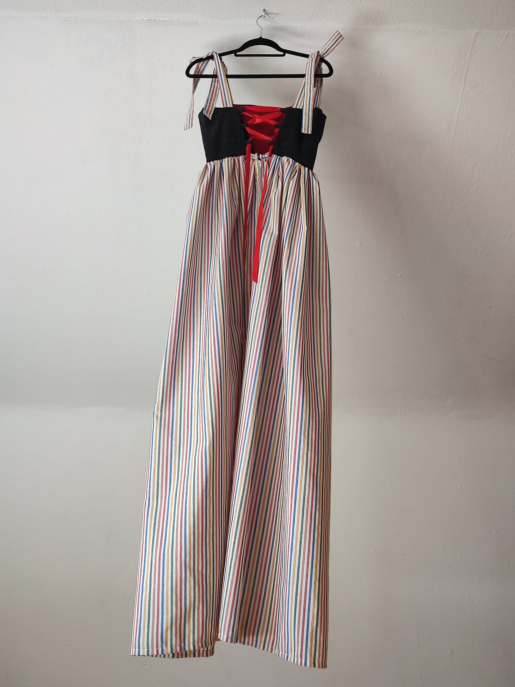 Regenbogen Kleid