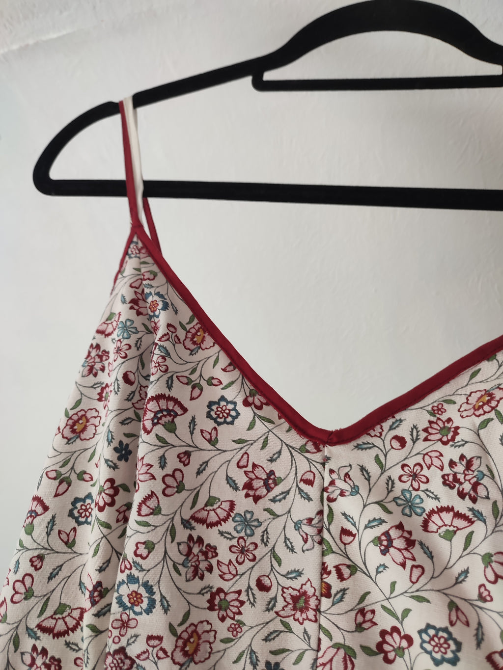 Rückenfreies Kleid