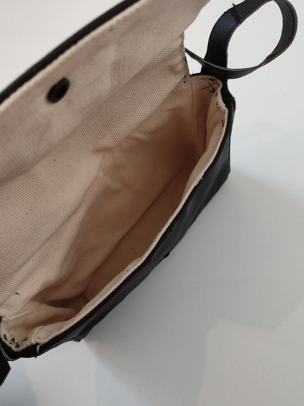 Kleine Kunstledertasche