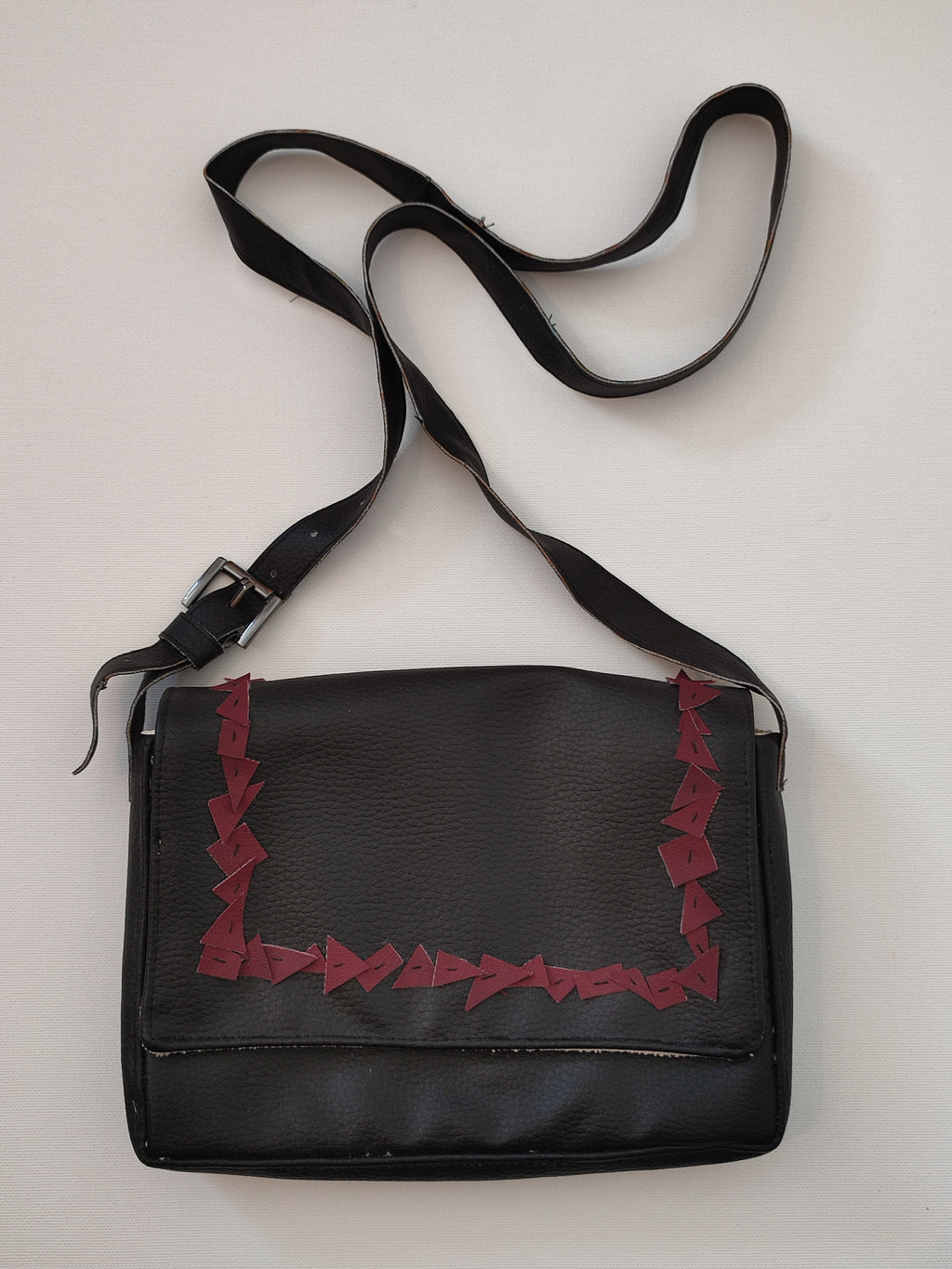 Kleine Kunstledertasche