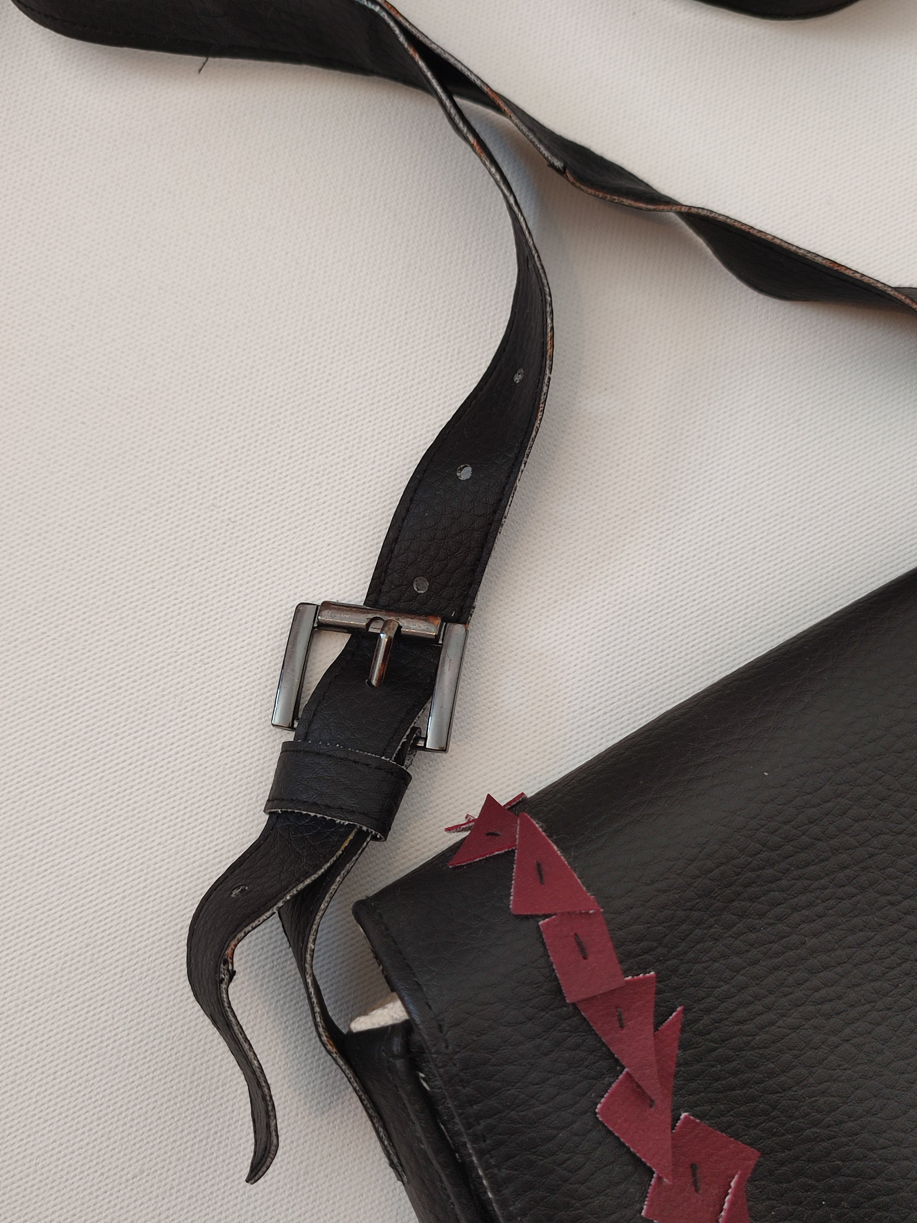 Kleine Kunstledertasche